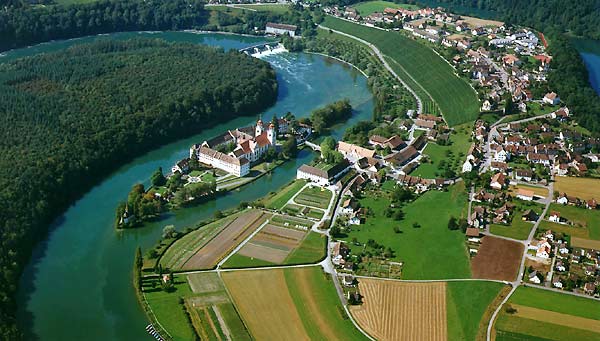 Halbinsel und Insel Rheinau sind einen Besuch wert